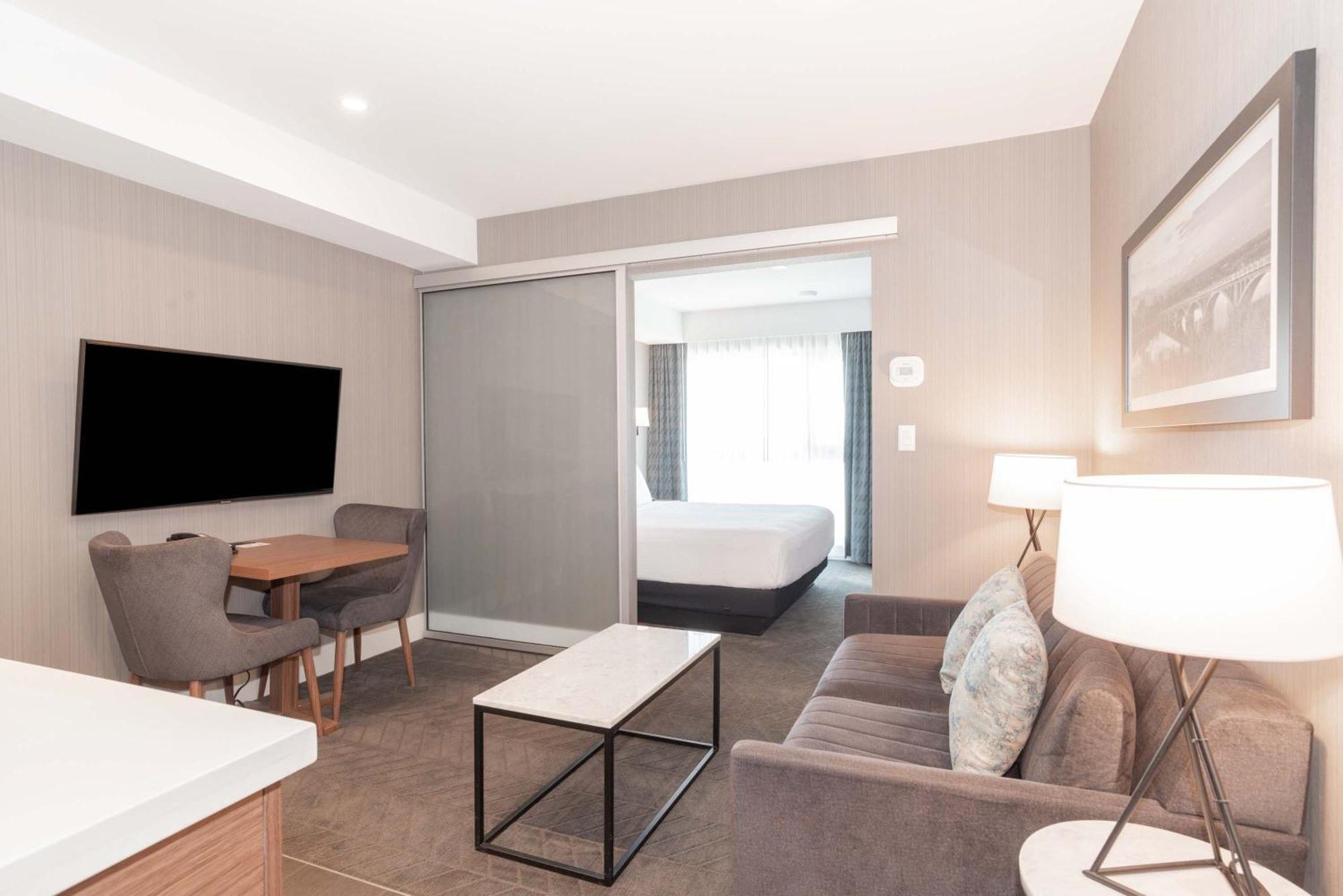 Sandman Signature Saskatoon South Hotel Eksteriør bilde