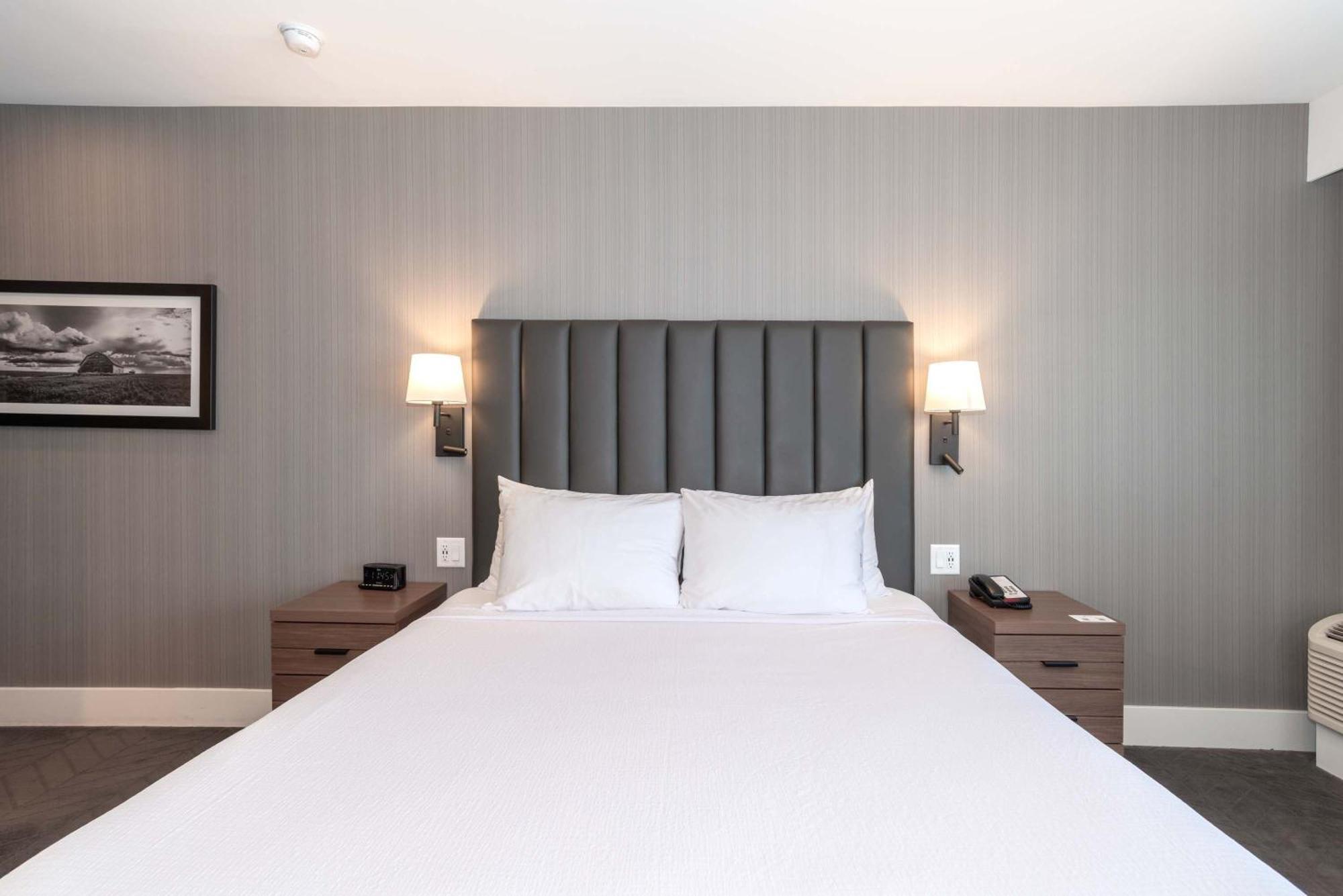 Sandman Signature Saskatoon South Hotel Eksteriør bilde